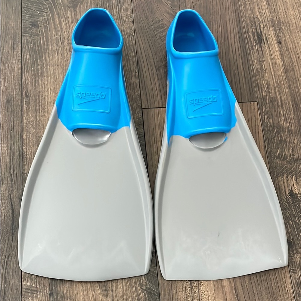 Speedo Blue and Gray Swim Fins